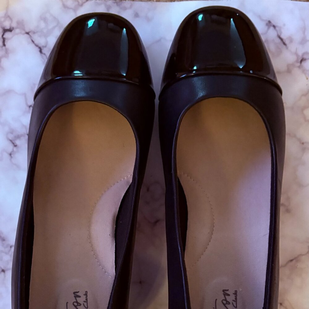 Clarks Marilyn Sara Pump (like new)